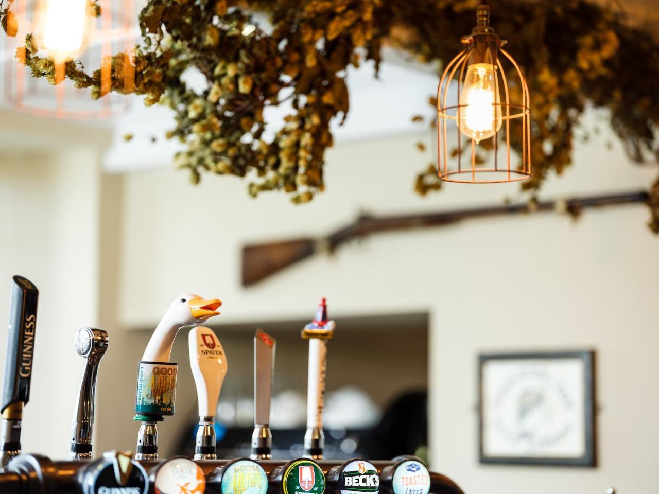 The Wheatsheaf At Beetham Hotel Sandside  Ngoại thất bức ảnh